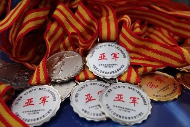 CBA全明星赛第二周球迷投票:郭艾伦反超曾凡博